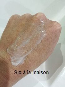 Rivadouce bébé application crème hydratante #parentsexperts #rivadoucebebe