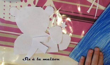 Ours Polaire - activité DIY pour occuper les enfants étape 2 découpage de l'ours et coloriage