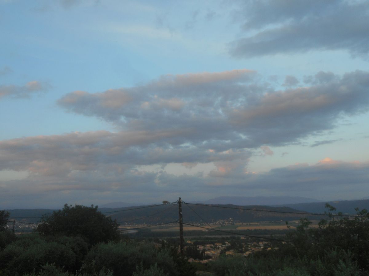 coucher de soleil en Provence