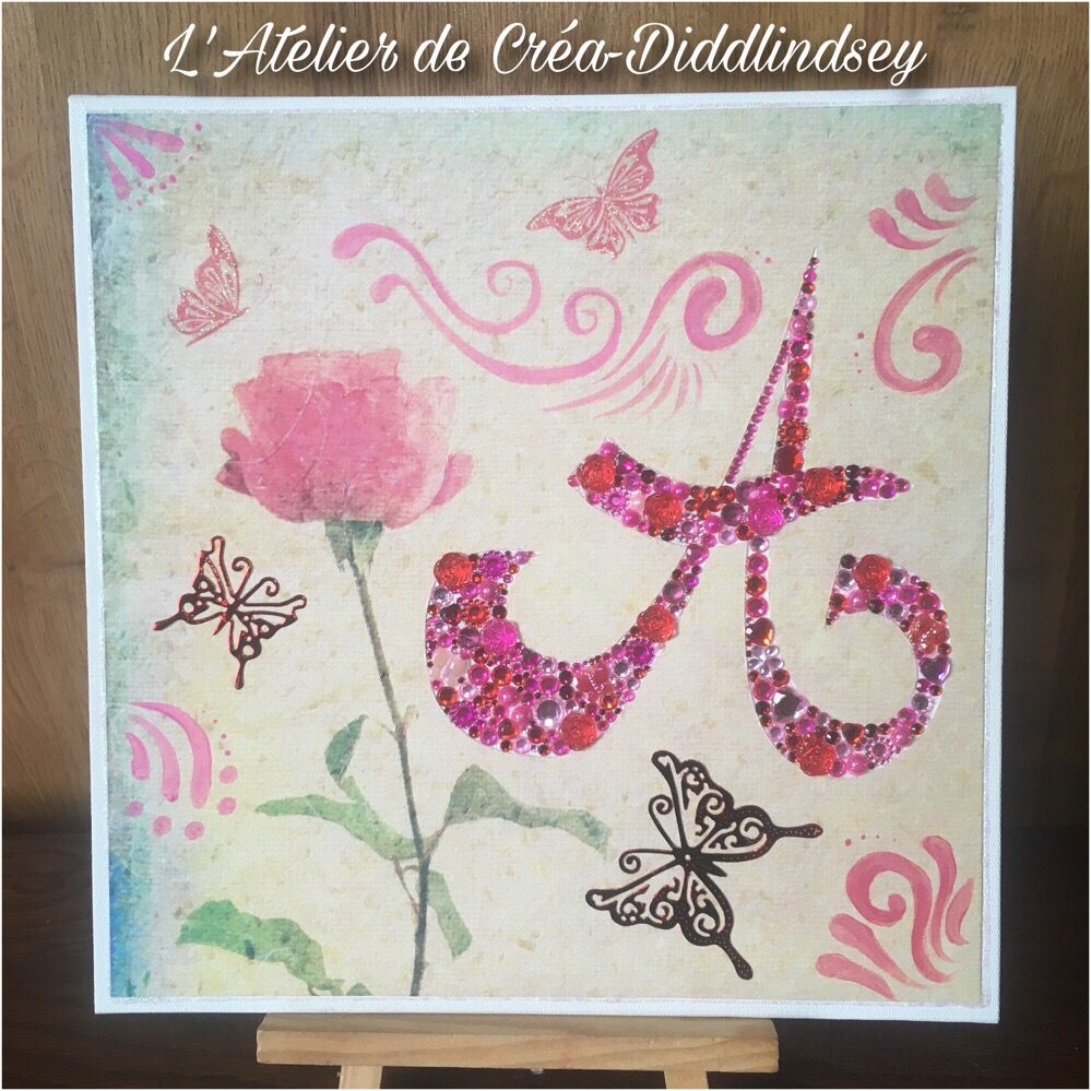 Ateliers enfants: un tableau initial prénom en strass