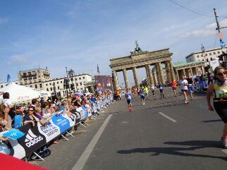 Und am Wilden Eber -Ulrike diesmal ohne Hund-ein Drück hinderte mich unter 4 Stunden;-) zu bleiben!lrike