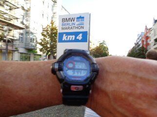 Cornelia holte ich als erste ein...sie schrieb: ..ankommen war der Plan-und jetzt: 4 Wochen Grinsen;-) Ich hoffe, wir sehn sie beim Untertagemarathon wieder