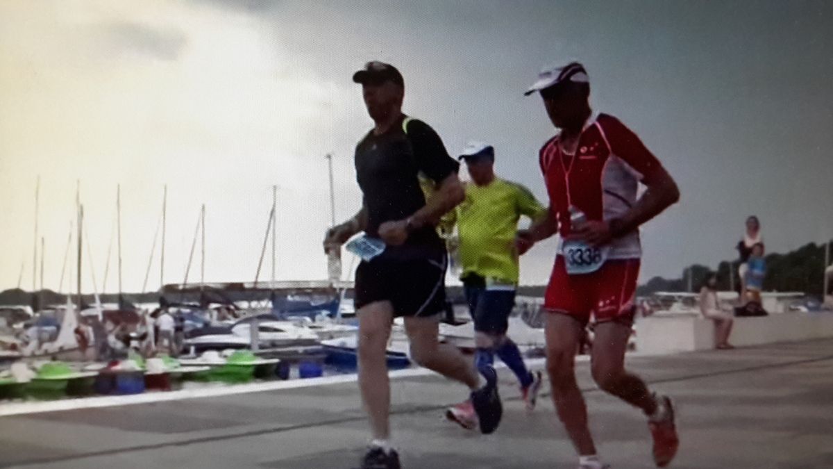 Unter 70 kg, da hilft nur ein kräftiges Frühstück.