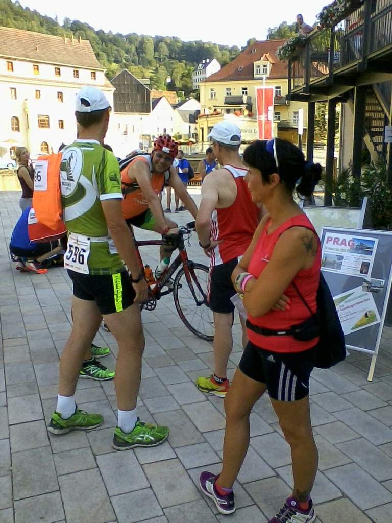 Elbe, wie sie unterschiedlicher nicht aussehn kann.