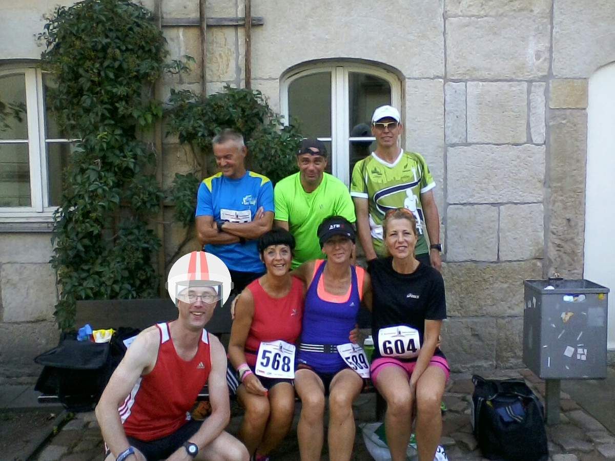 Elbe, wie sie unterschiedlicher nicht aussehn kann.