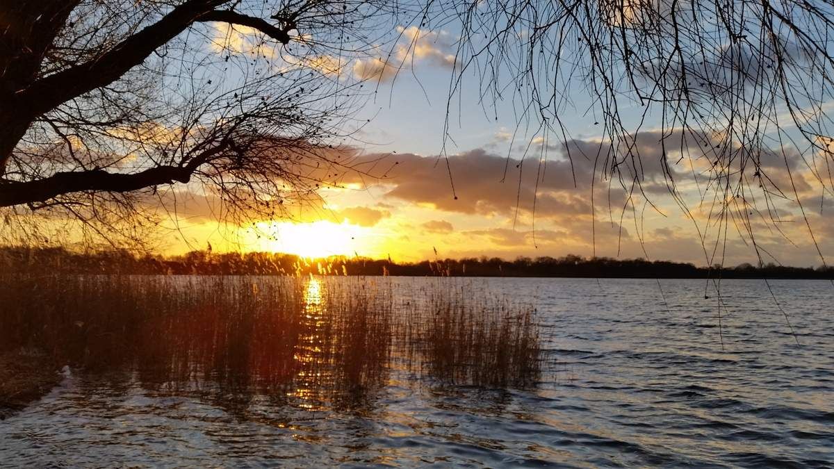 1992 - 2015 ... 28 Minuten