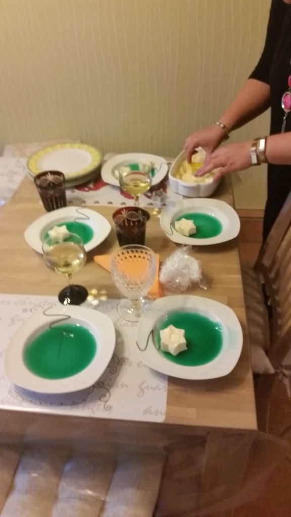 1992 - 2015 ... 28 Minuten