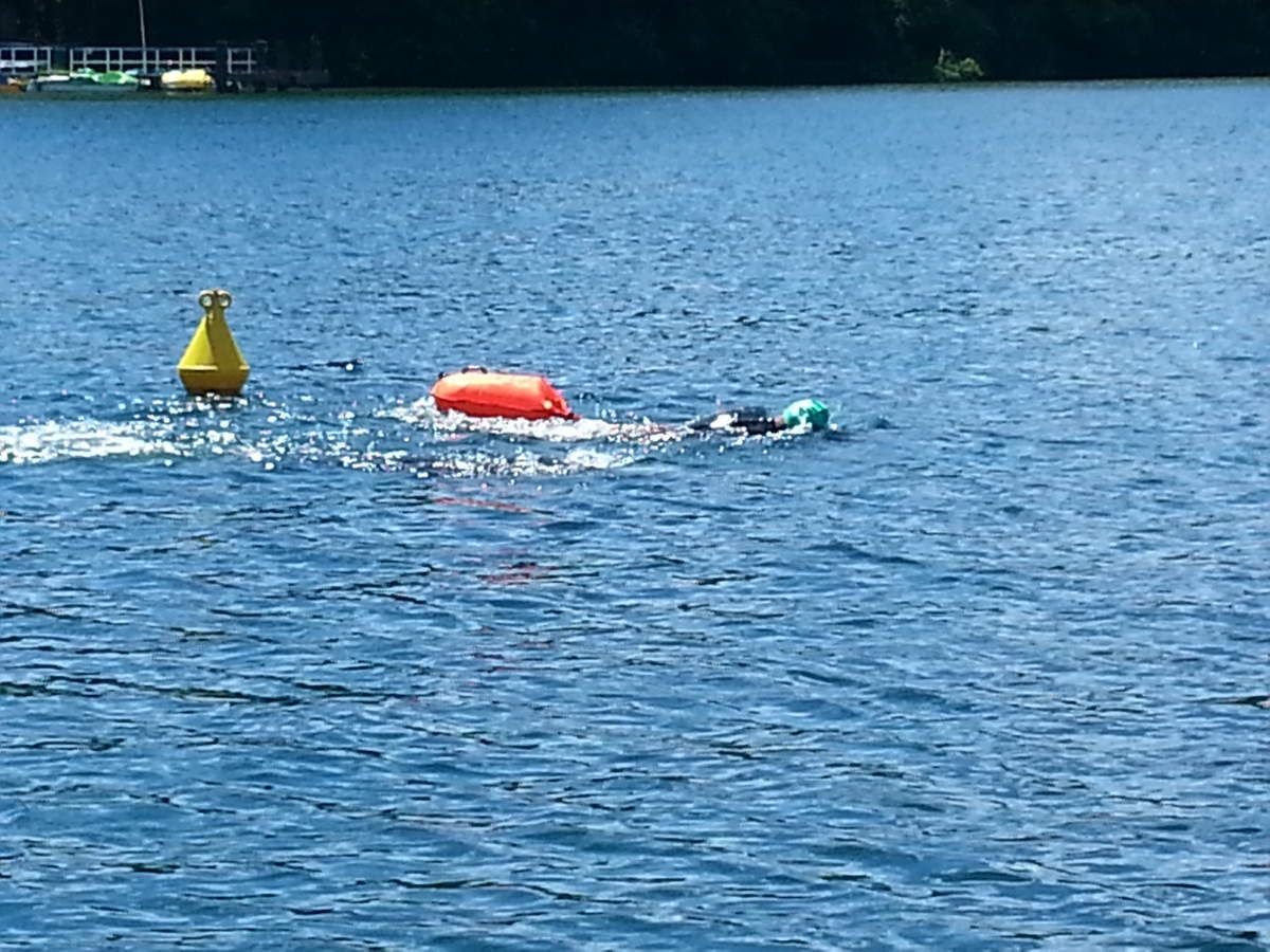 Wie erwartet, das wellige Profil wird den Wettkampf über 90 Km zu einer Herausforderung werden lassen.