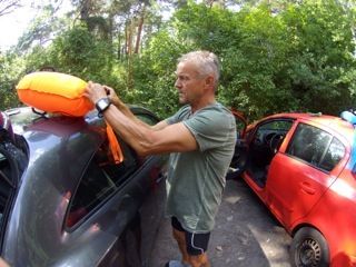 Der Juli ist vorbei! Ich hatte keine nennenswertigen Beeinträchtigungen. Ein Tag mal ja, die ständige Zugluft im Büro, aber inzwischen weiß ich, wie ich manche Sachen schnell wieder gerade gerückt bekomme. Krafttraining habe ich etwas zurückgenommen, dass wird aber wieder hochgeschraubt.