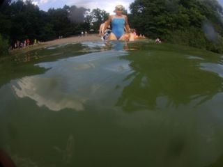 Der Juli ist vorbei! Ich hatte keine nennenswertigen Beeinträchtigungen. Ein Tag mal ja, die ständige Zugluft im Büro, aber inzwischen weiß ich, wie ich manche Sachen schnell wieder gerade gerückt bekomme. Krafttraining habe ich etwas zurückgenommen, dass wird aber wieder hochgeschraubt.