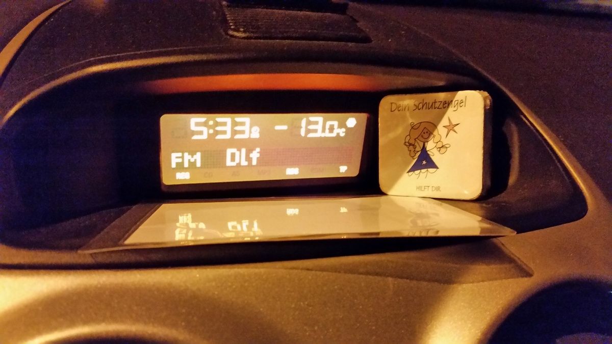 Erst frühlinkt es, dann Blitzeis, heute schneit was.