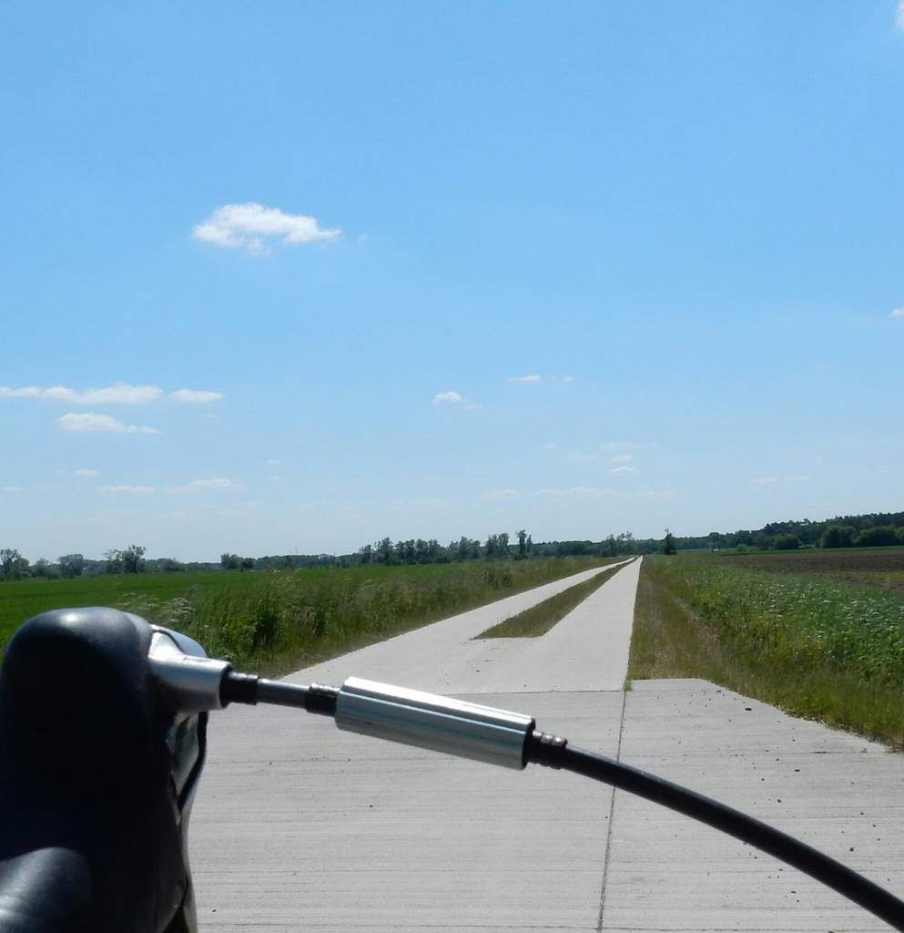 Training für die 300 Km MSR Rundfahrt und der älteste Flugplatz der Welt !