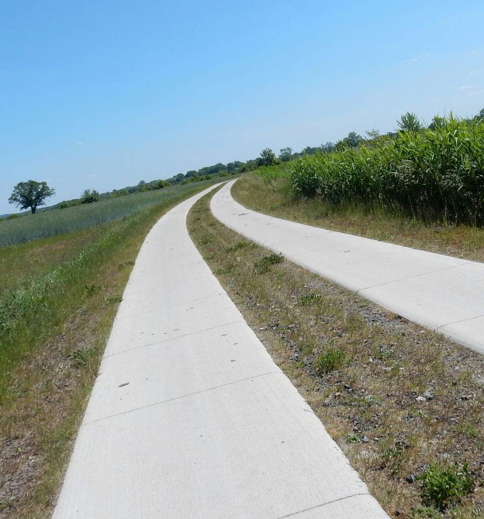 Training für die 300 Km MSR Rundfahrt und der älteste Flugplatz der Welt !