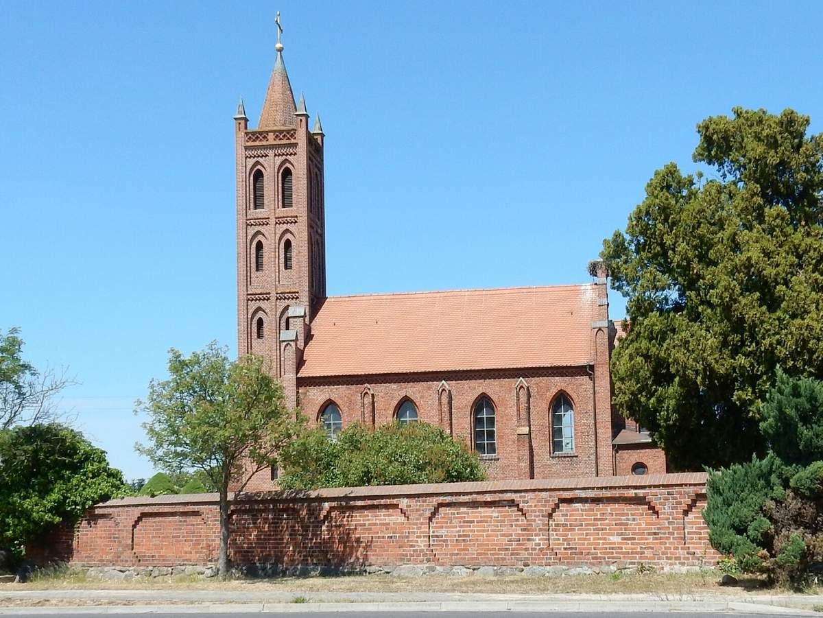 Training für die 300 Km MSR Rundfahrt und der älteste Flugplatz der Welt !