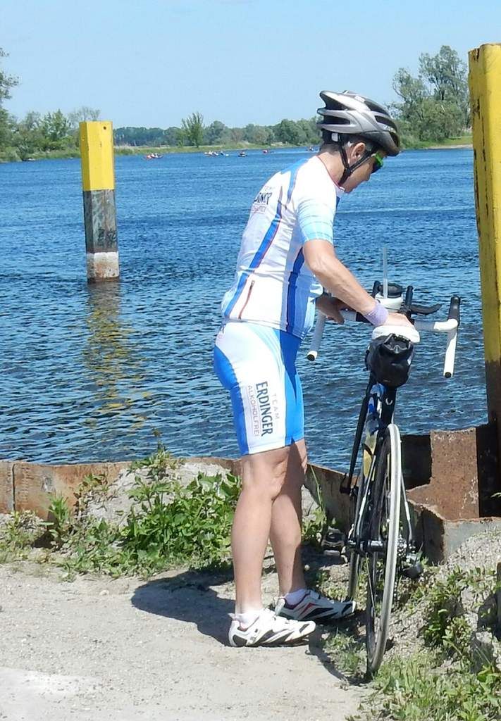Training für die 300 Km MSR Rundfahrt und der älteste Flugplatz der Welt !