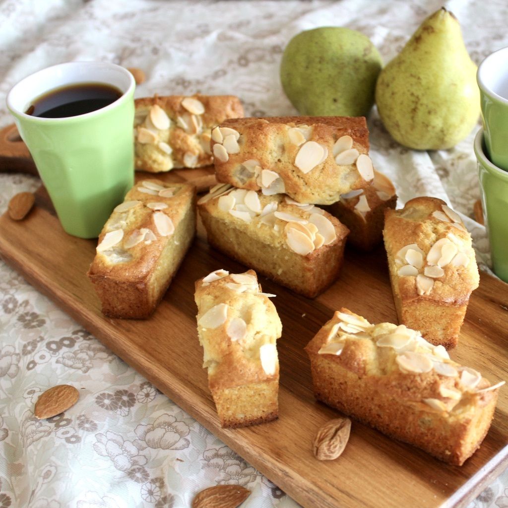 Petits moelleux aux poires et aux amandes - Le Pays des Gourmandises