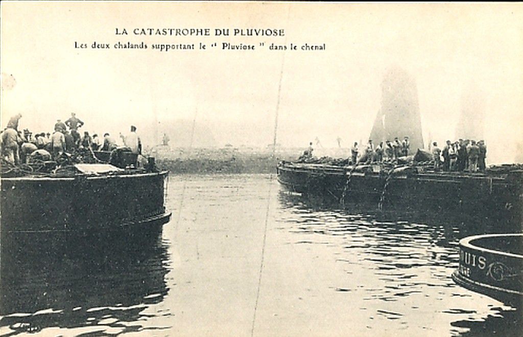(A6) Cartes Postales Anciennes Sous-marin Pluviose 