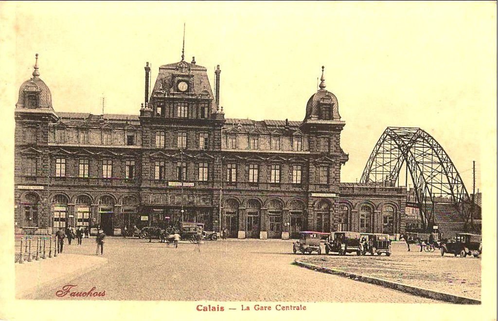 (A17) Cartes Postales Anciennes Calais la Gare
