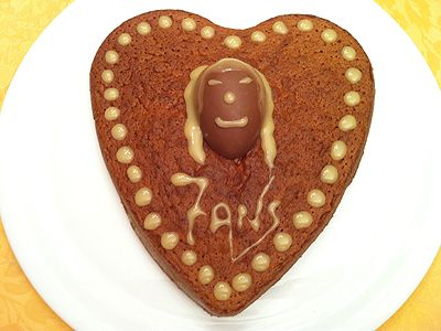 Gateau D Anniversaire Au Chocolat Kinder Fourre Ganache Chocolat Blanc La Cuisine Des Jours