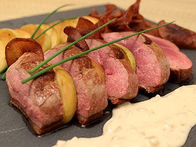 Magret de Canard Sauce au Cidre et Duo de Pommes Poêlées et Chipsées - La  Cuisine des Jours...