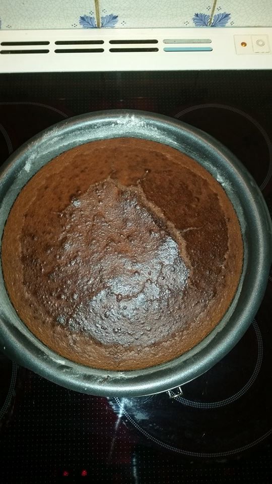 une fois sortit du four laissez refroidir , demoulez et garnissez le eventuelement d'un glacage chocolat 