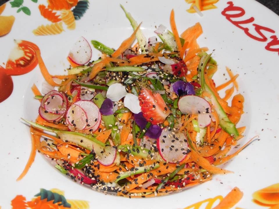 tagliatelles de légumes en salade  
