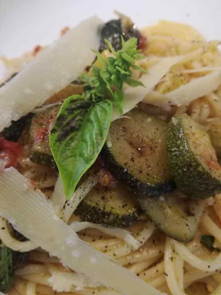 spaghettis  aux courgettes a l'italienne 