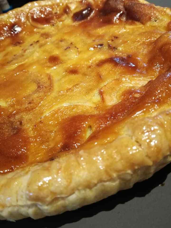 tarte feuilletée aux pommes crème 