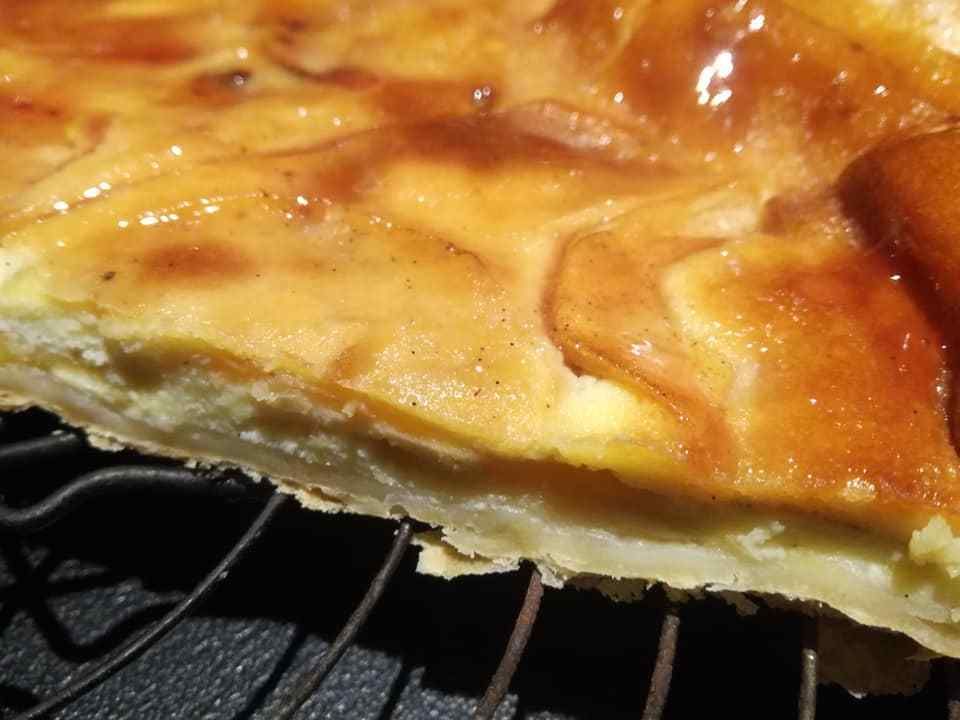 tarte feuilletée aux pommes crème 
