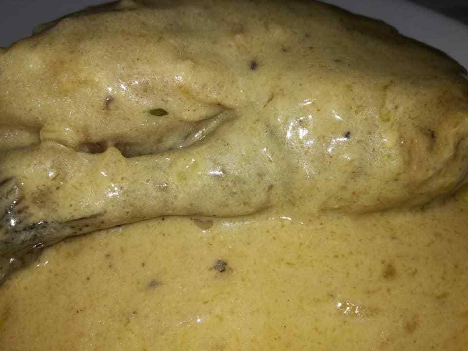 cuisse de pintadeau sauce fine champagne 