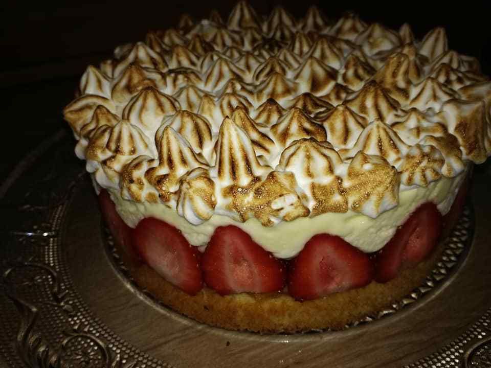 Gateau Nuage De Citron Meringue Fraises Delices D Edith Gateau Nuage De Citron Meringue Fraises Delices D Edith