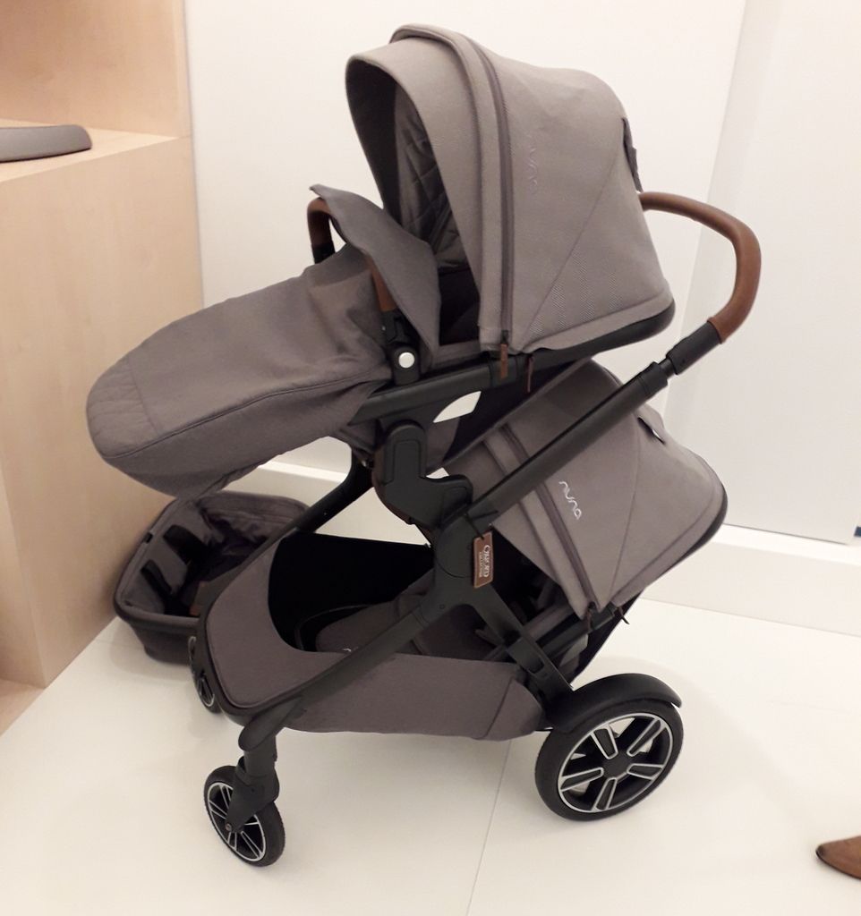 Poussette best sale jumeaux evolutive