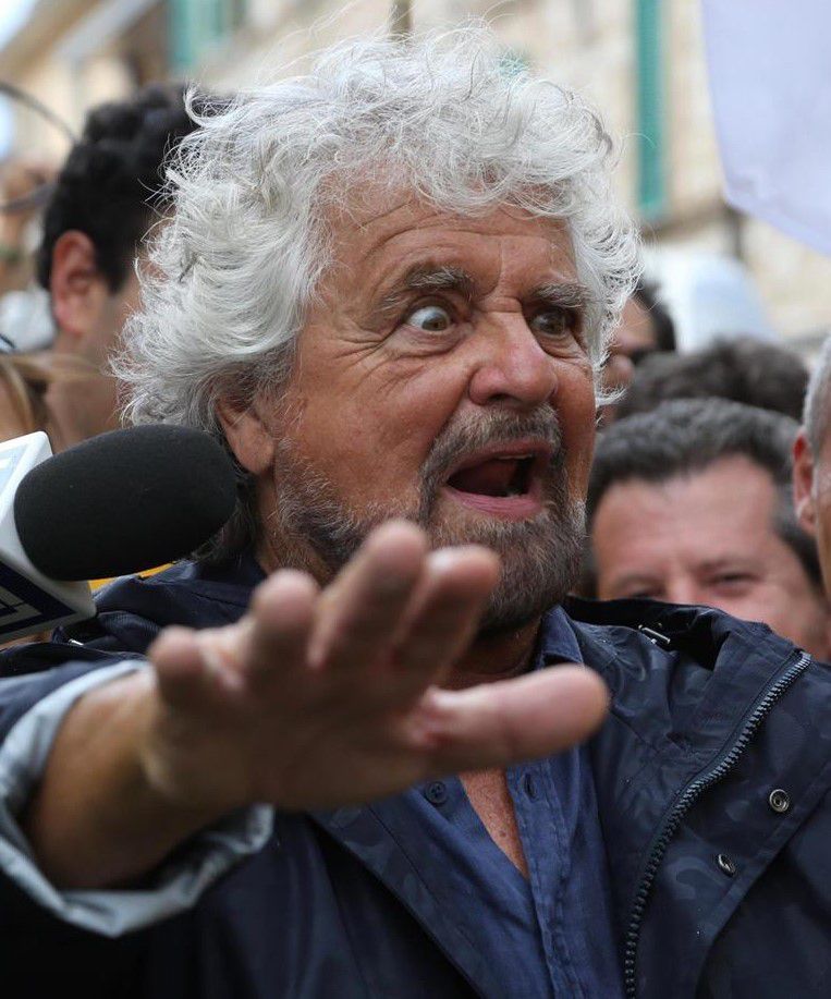 reddito di cittadinanza grillo cinque stelle di maio