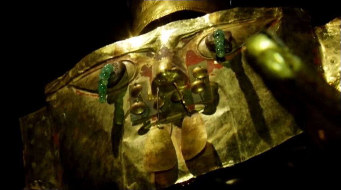 détail du masque Inca-Pinacothèque