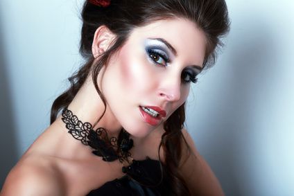 Pour ses beaux yeux regard de braise maquillage charbonneux beauté victorienne femme gothique tango mirada makeup