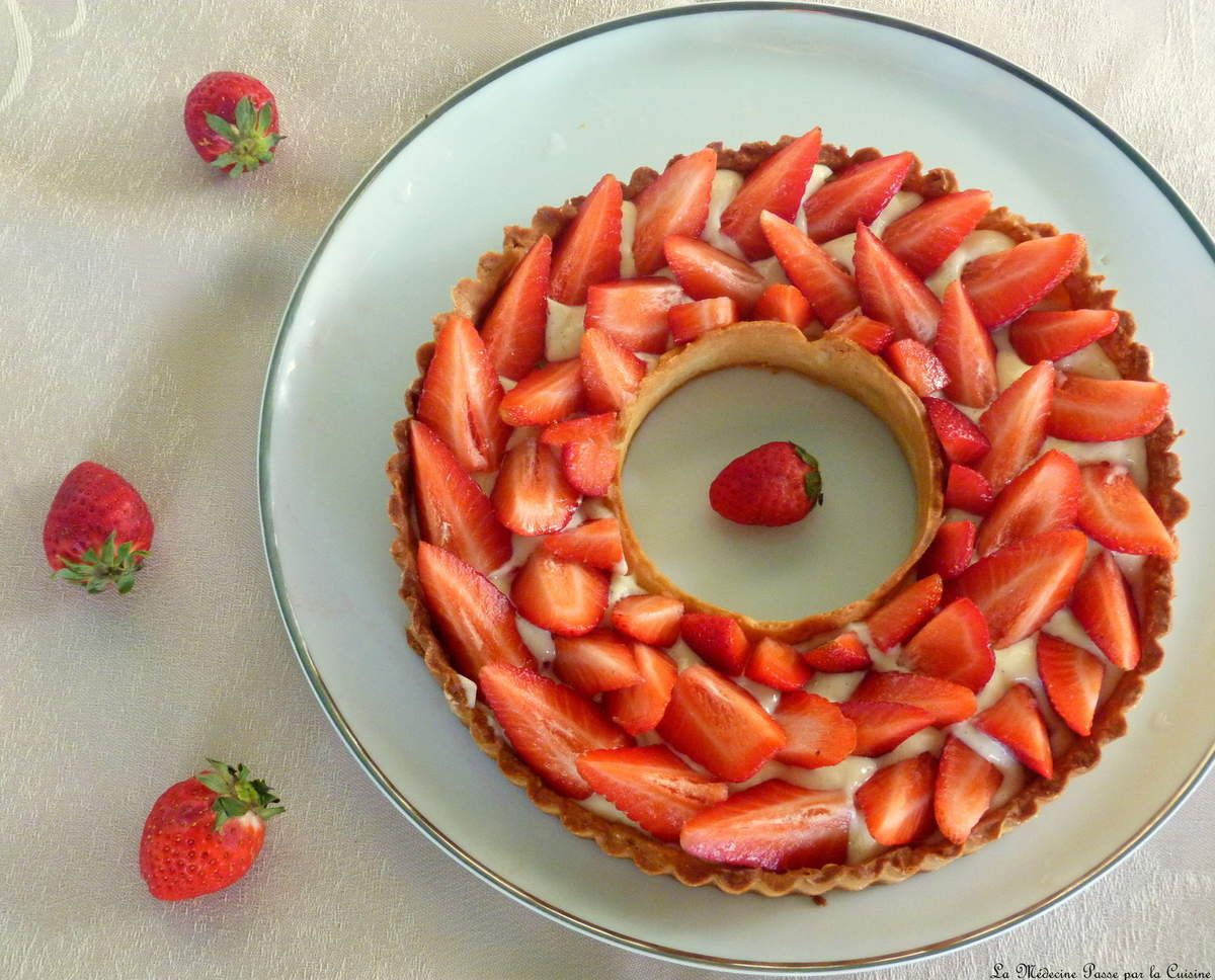 Tarte aux fraises classique - La Médecine Passe Par La Cuisine