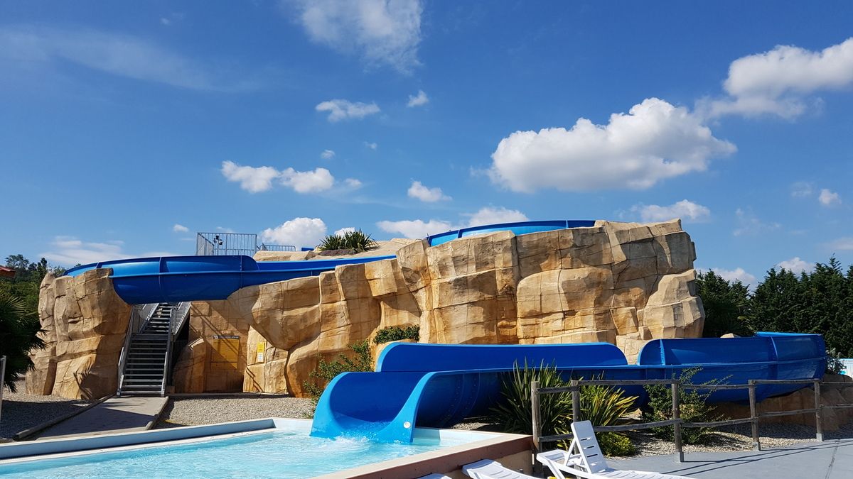 Piscine Chateauneuf De Galaure