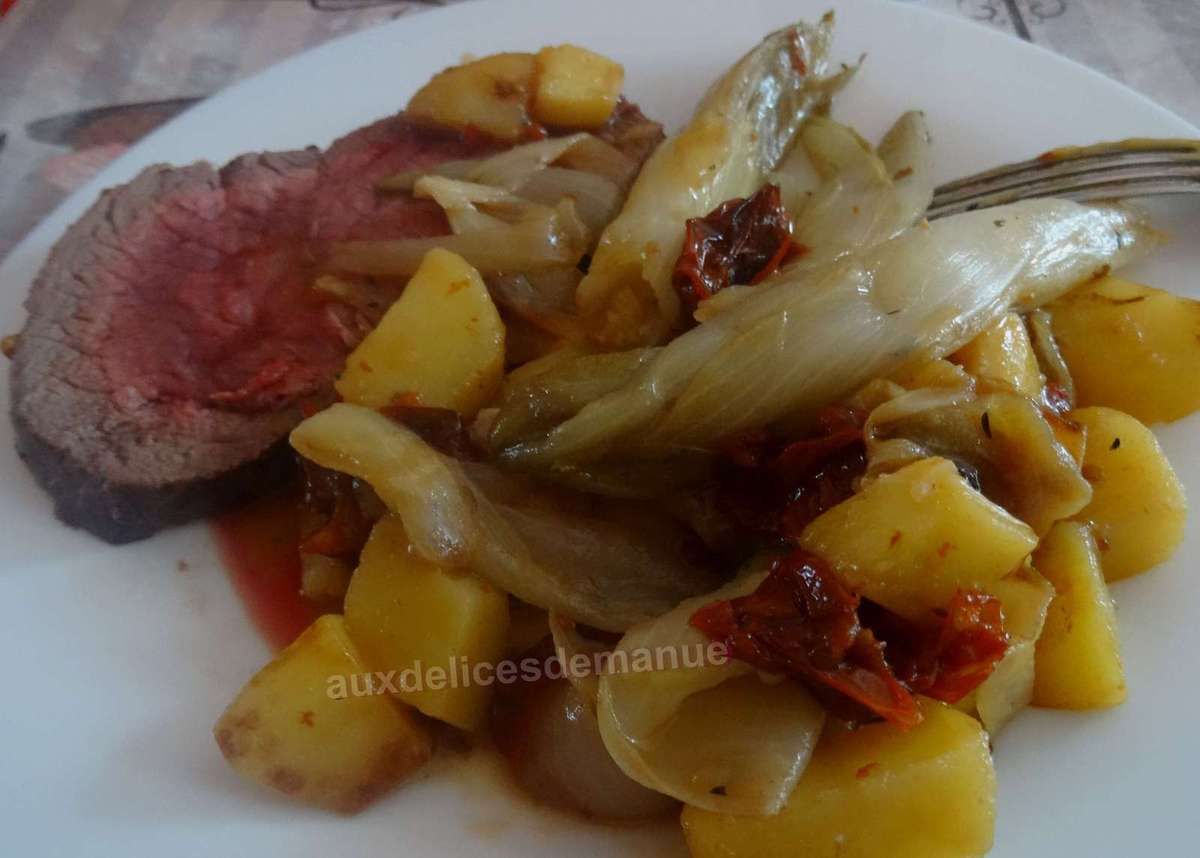 Rôti De Bœuf Aux Pommes De Terre Et Endives Sautées Au