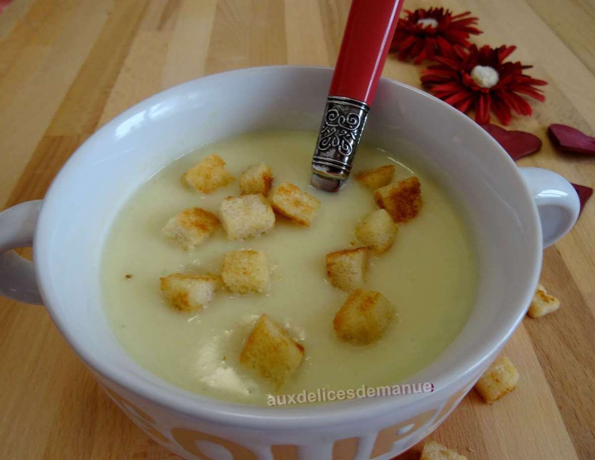 potage, soupe, velouté, pommes de terre, poireaux, croûtons, beurre clarifié, recette d'hiver