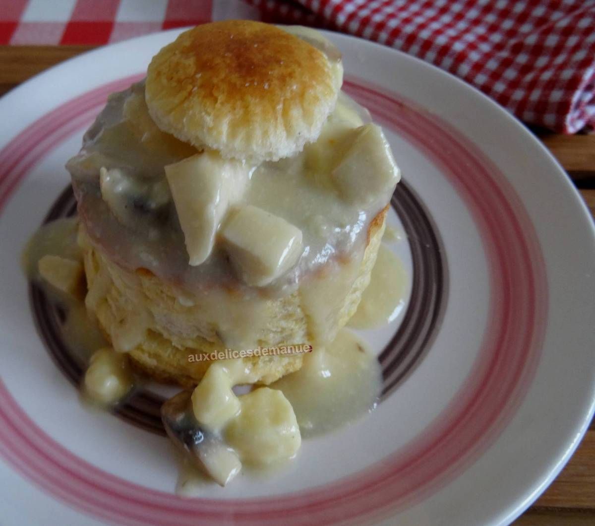 timbale, feuilleté, bouchée   vol au vent, quenelles, entrée, recette régionale, recette Lorraine  