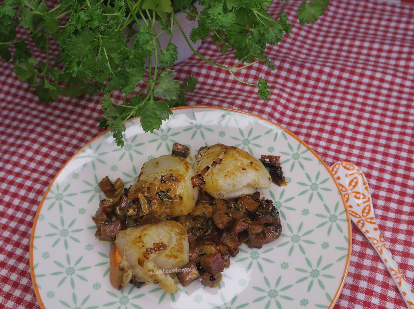 noix de saint-jacques, saint-jacques, fruits de mer, chorizo, fêtes 