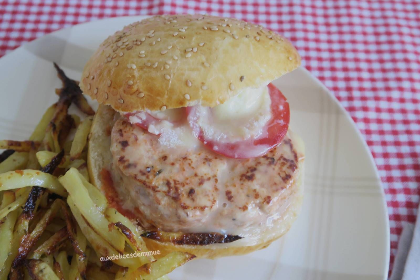 burger, hamburger, sandwich, street food, dinde, volaille, épices, cajun 