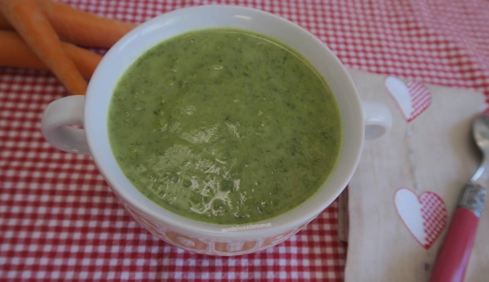 asperges, carottes, fanes, velouté, soupe, fanes de carottes 