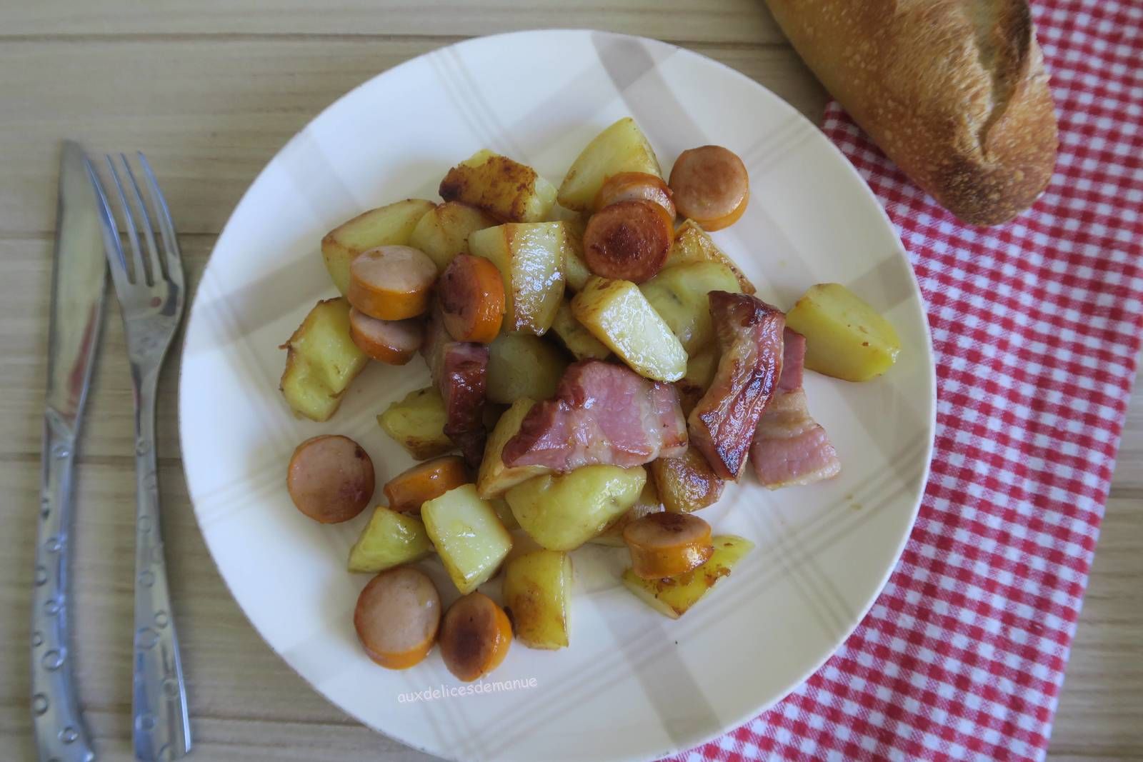  pommes de terre, pommes de terre sautées, saucisse, rata, poitrine fumée, saucisse de Francfort 