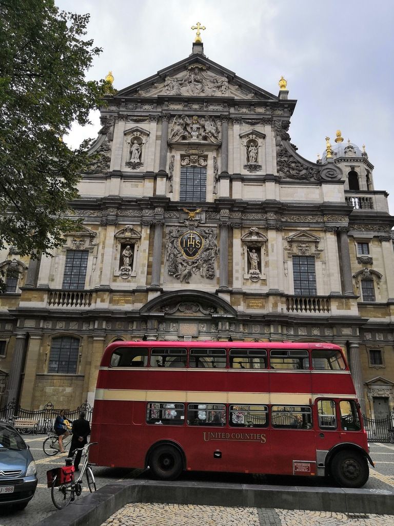 898 - A l'anversoise (8)