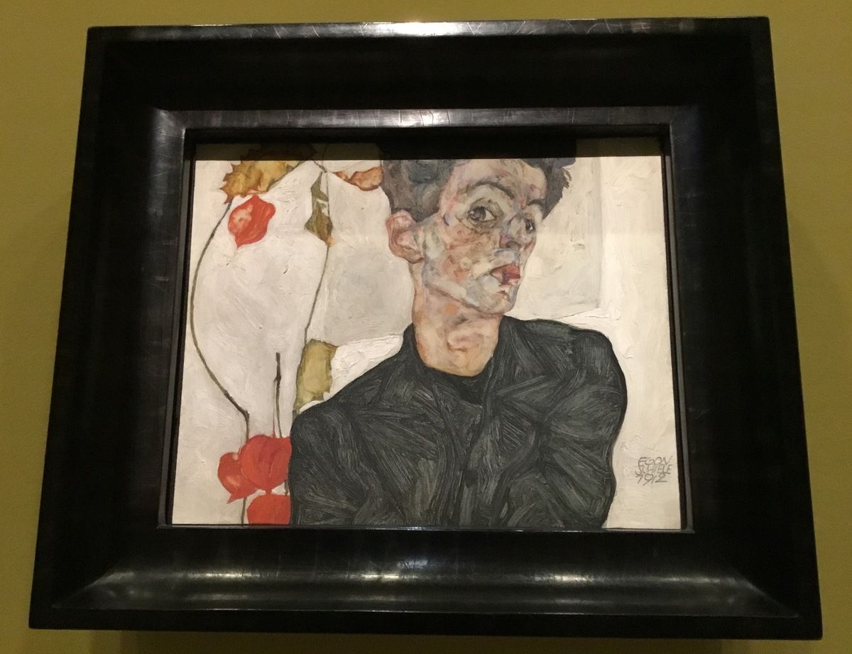 Autoportrait au coqueret, 1912, Huile et gouache sur bois, Leopold Museum, Vienne