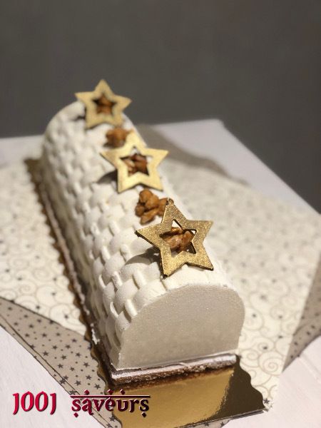 Buche Pirouette Cacahuetes Vanille Cacahuetes Et Caramel Mille Et Une Saveurs