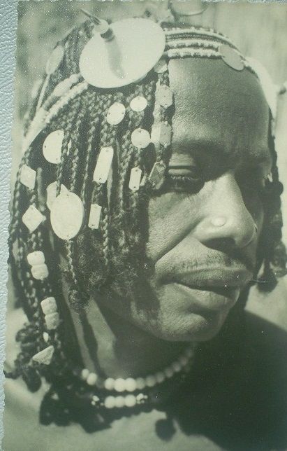 Autour de la tresse traditionnelle malgache et ses significations