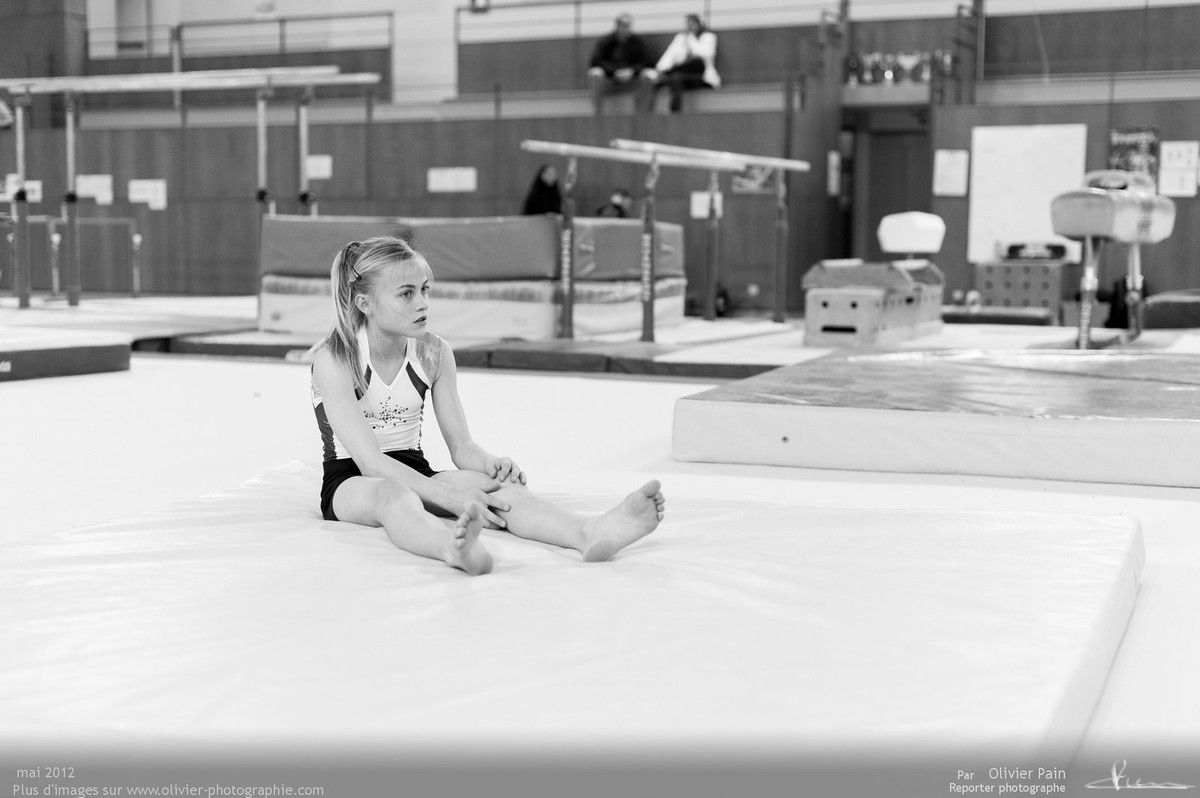 Reportage sur la gymnastique artistique féminine en France. Suivi de jeunes gymnastes réalisé à Saint Pierre des Corps à quelques km de Tours.
