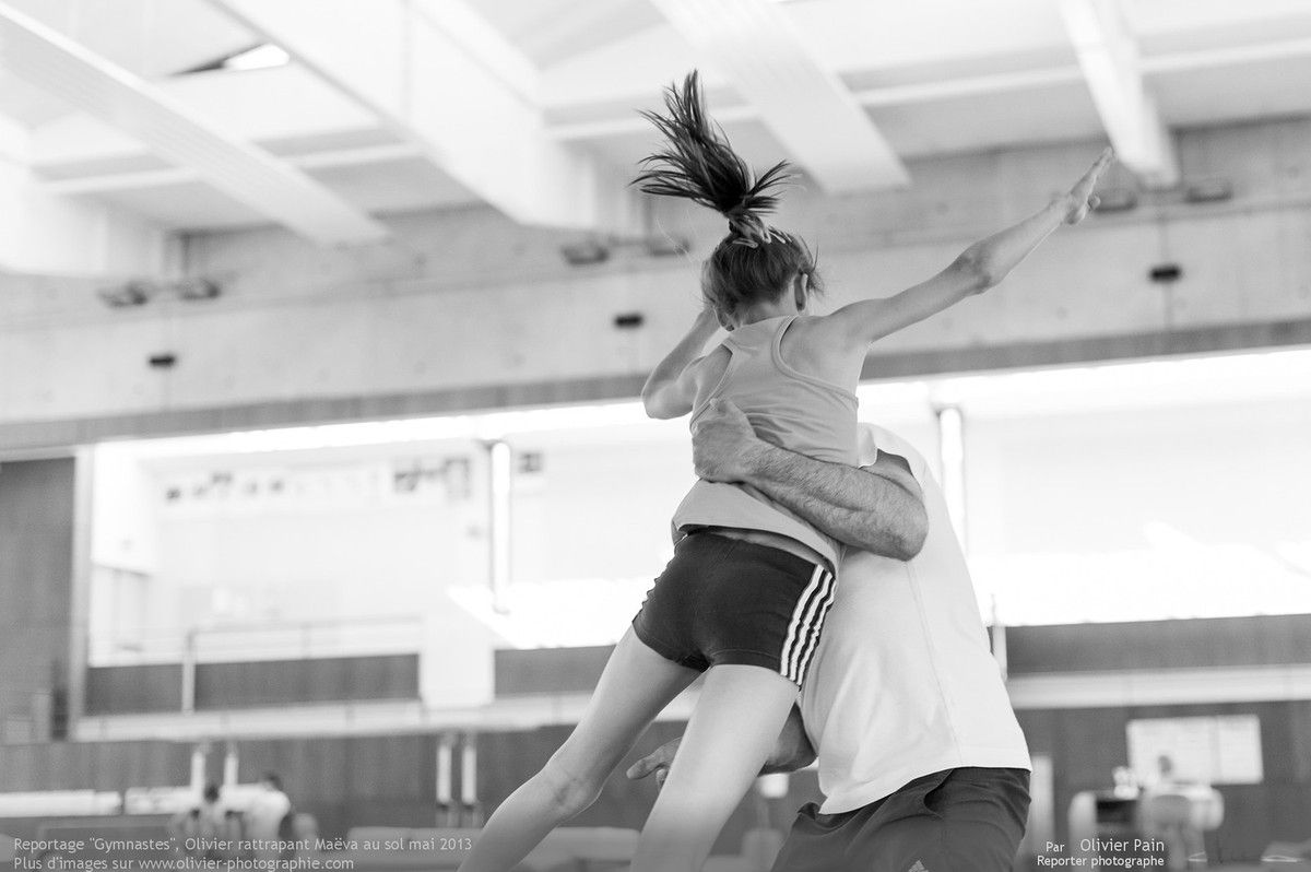 Reportage sur la gymnastique artistique féminine en France. Réalisé à Saint pierre des corps près de Tours en région centre.